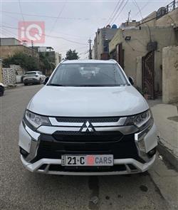 ميتسوبيشي اوتلاندر